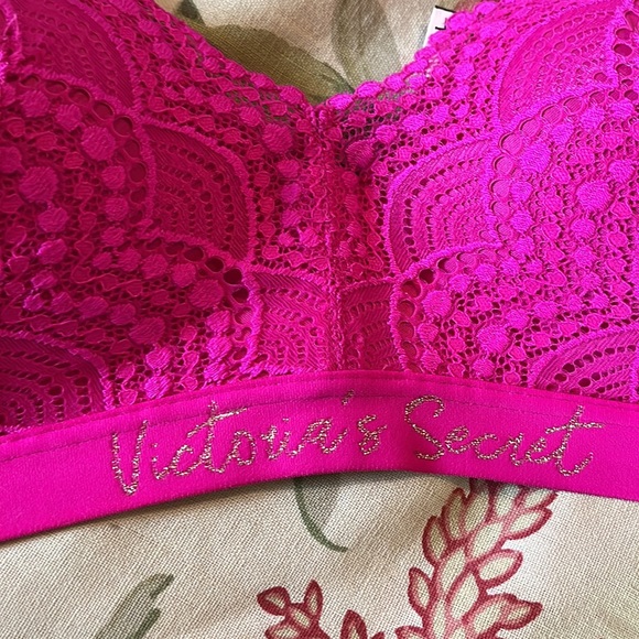 VICTORIA SECRET Size 36C PINK Barbie Wireless Lace Pad Cup Glitter Logo $69 NEW - Picture 11 of 15